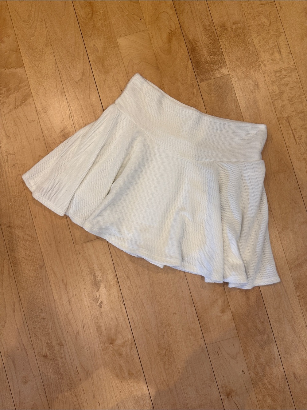 BUCKETLIST White Knit Circle Skirt